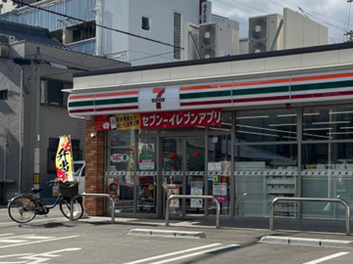 セブンイレブン 勝山南4丁目店