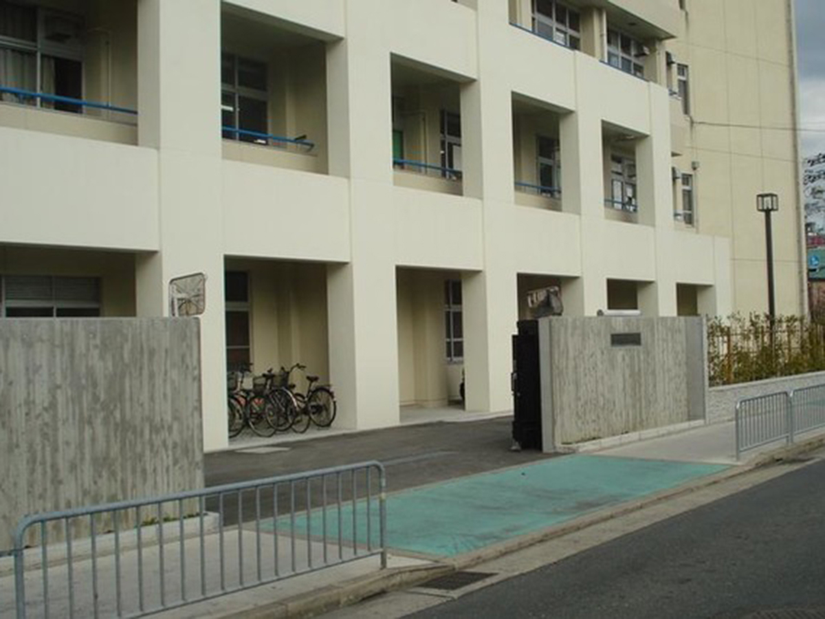 守口市立 庭窪中学校