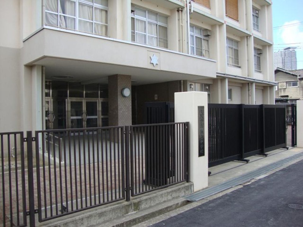 大阪市立 梅香中学校